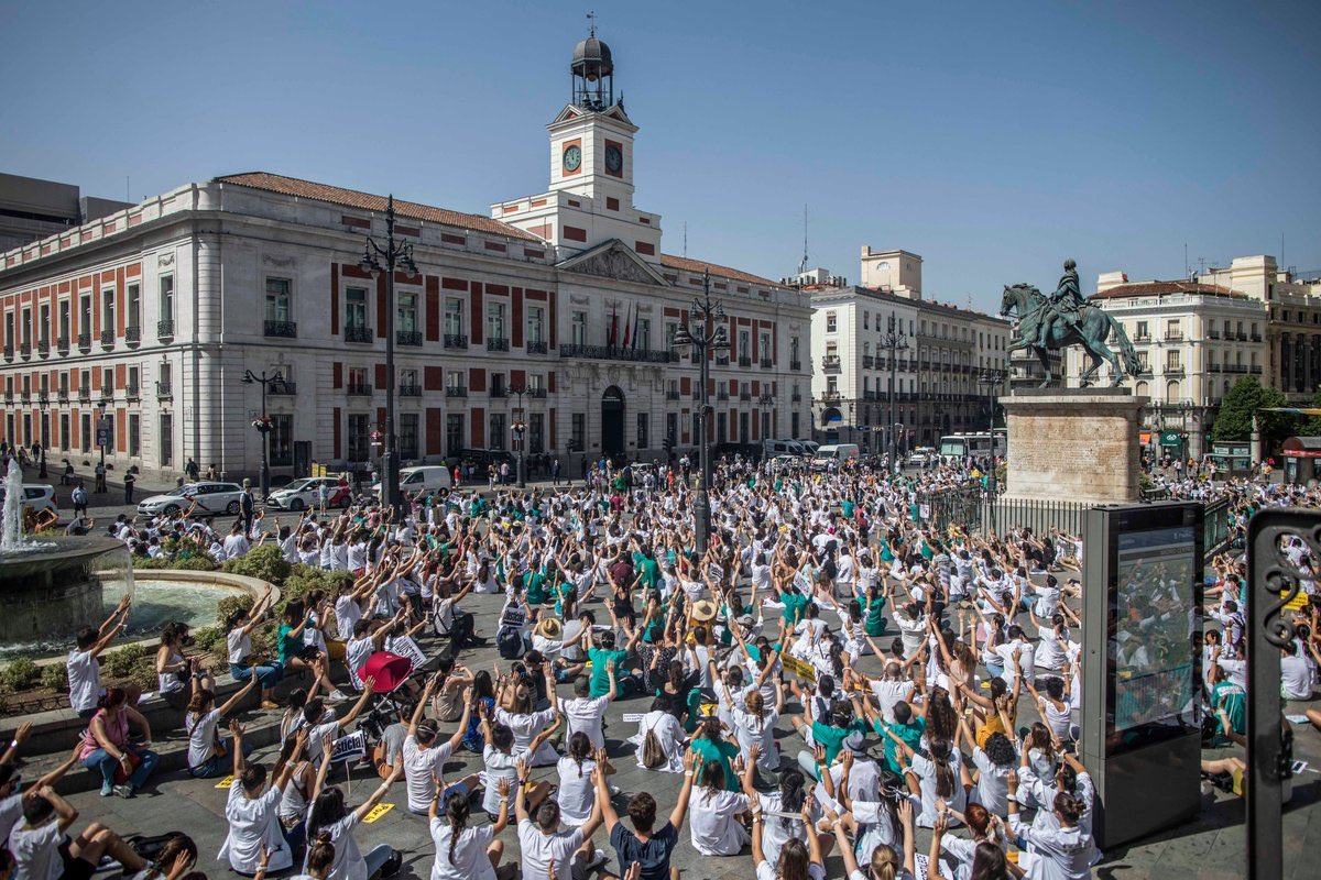 ¡No estamos todos, faltan los de guardia! #HuelgaMIR  <a href="/huelgamirmadrid/">Comité de Huelga -IR Madrid</a>