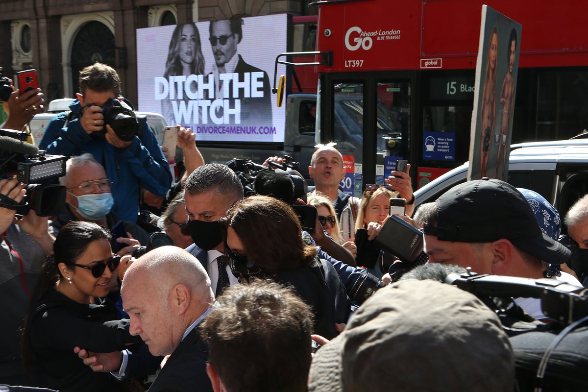 F4JDivorce4Men's tweet photo. Johnny Depp enters the High Court today in front of the @Divorce4MenUK #Divorce4Men #DitchTheWitch mobile billboard this morning #MensRights #Divorce #DivorceEquality #JusticeForJohnny #JusticeForJohnnyDepp https://t.co/o9rnZVoNrb