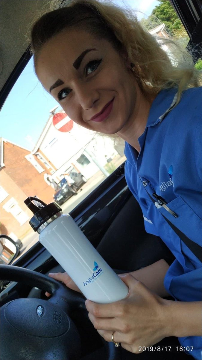 We have lots of sunny weather forecast in the UK 😌🌞 Remember to keep hydrated, whether you're at home or out and about! 💧💙