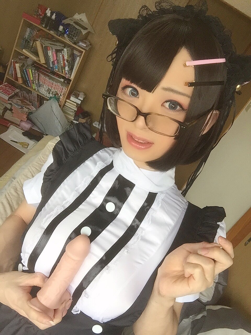画像,でかぱいメガネメイドになりました😘😘😘😘😘 https://t.co/zDLbIhX57n。