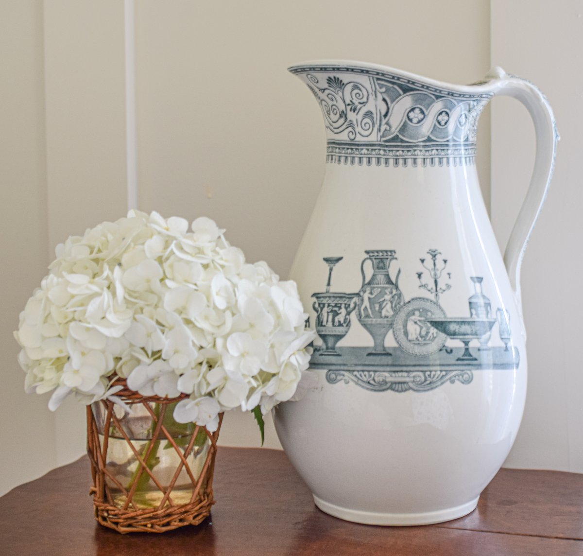 number19vintage's tweet image. I just listed another show-stopper in the shop - this stunning teal transfer ware pitcher in a classical Greek design. Find it in my shop: number19vintage.etsy.com.

#greekdesign #grecian #classical #ironstone #ironstonepitcher #transferware #tealtransferware