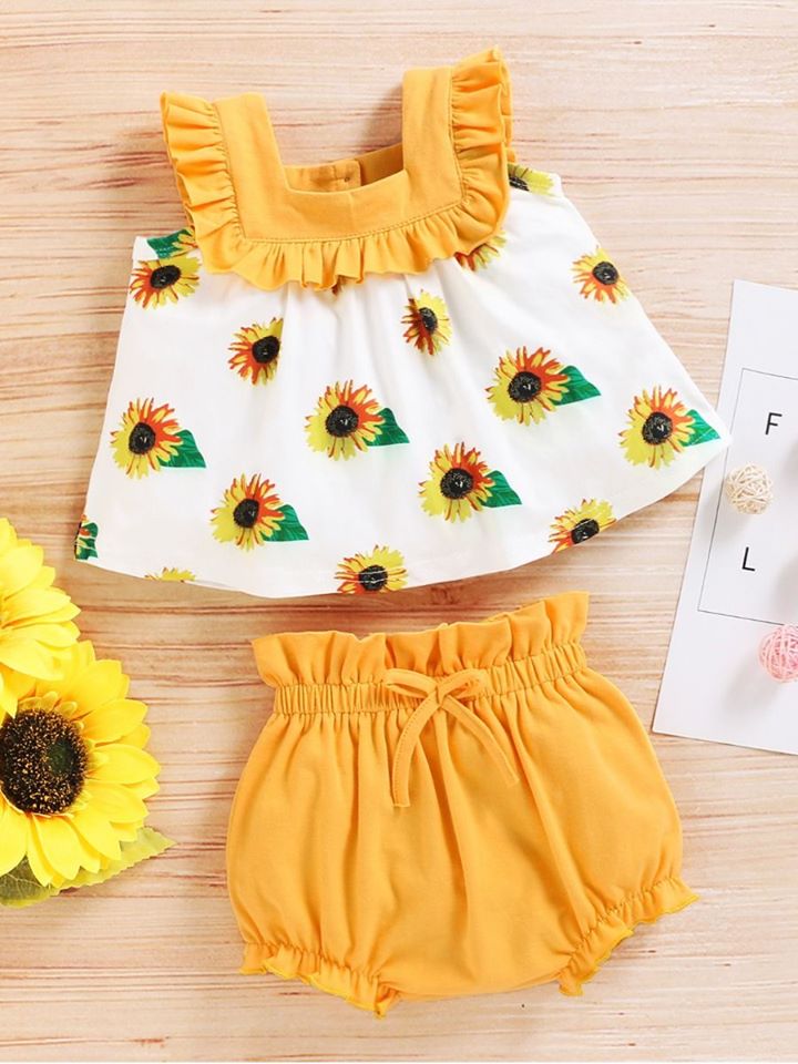 kiskissingsale's tweet photo. ❗USD 6.77 ❗USD 6.77 ❗USD 6.77
😍Ooh, your mini needs this set.
📷It's super cute for holiday.
🛒Pick it now👉https://t.co/mpsA9vysEa
#outfits #2pieces #babygirls  #whitecamitop #shorts #summer #yellow #flower #wholesale https://t.co/rMHcuZB6Wj
