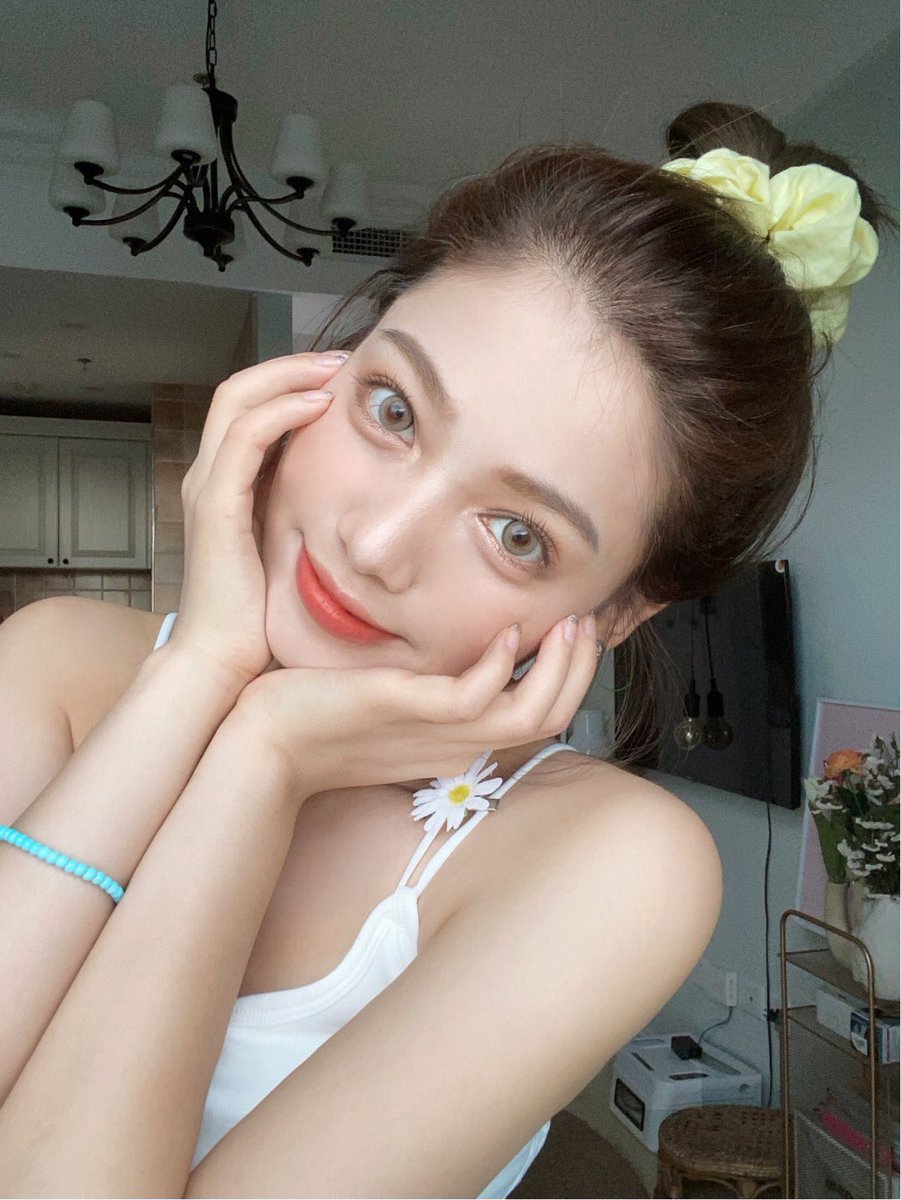 meirong3333's tweet photo. 中華美人
中華美人のようなスタイル満点と顔満点
ご遠慮なくお問い合わせてください🥰

#美男美女さんとつながりたい #美容垢さんと繋がりたい https://t.co/qNkomXUeoq