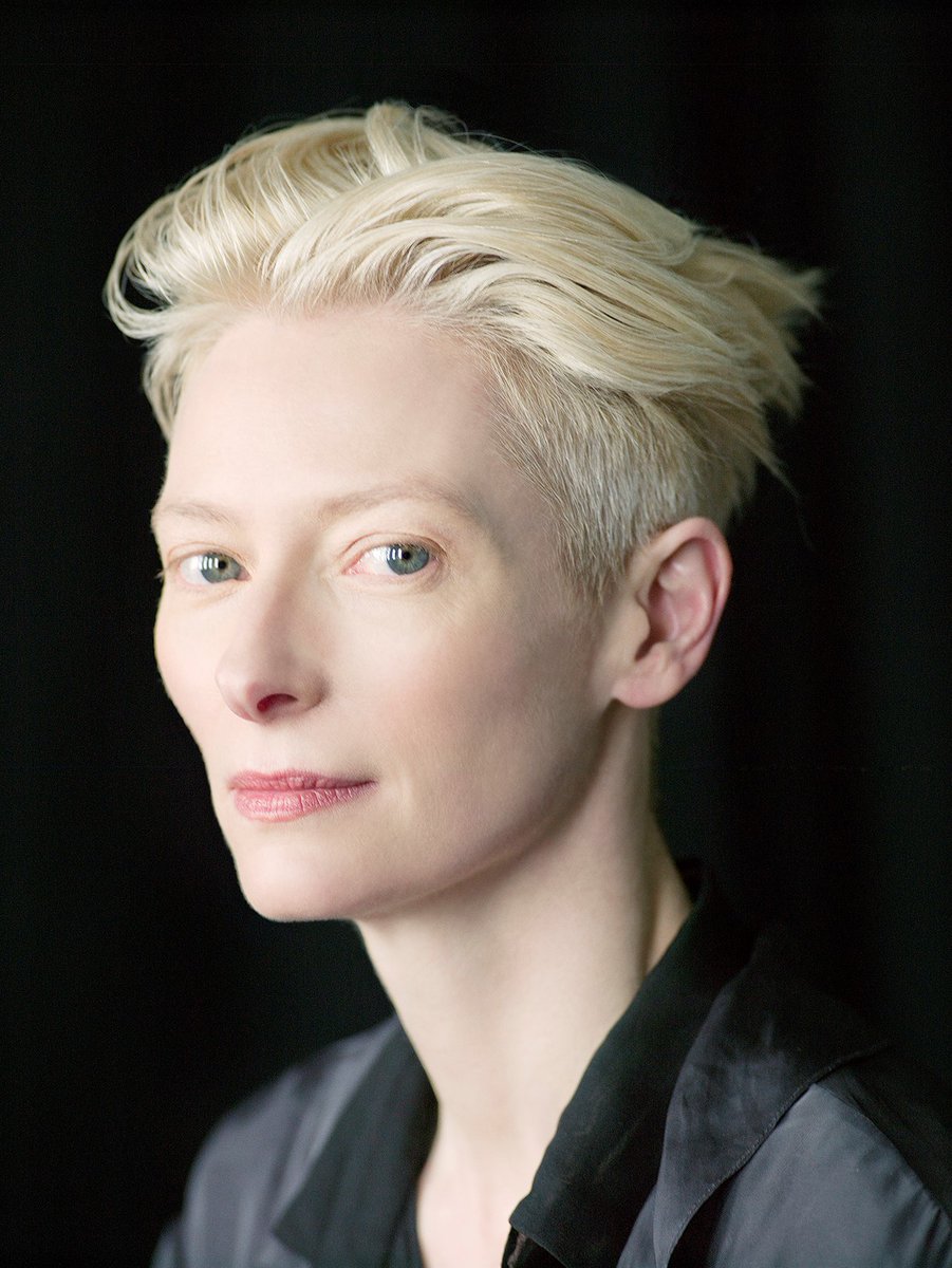 #BiennaleCinema2020 È #TildaSwinton l'attrice Leone d'Oro alla carriera di #Venezia77!
"Sarà per me una vera gioia venire a #Venezia, soprattutto quest'anno, per celebrare l'immortale arte del cinema e la sua ribelle capacità di sopravvivenza." → bit.ly/Venezia77_Leon…