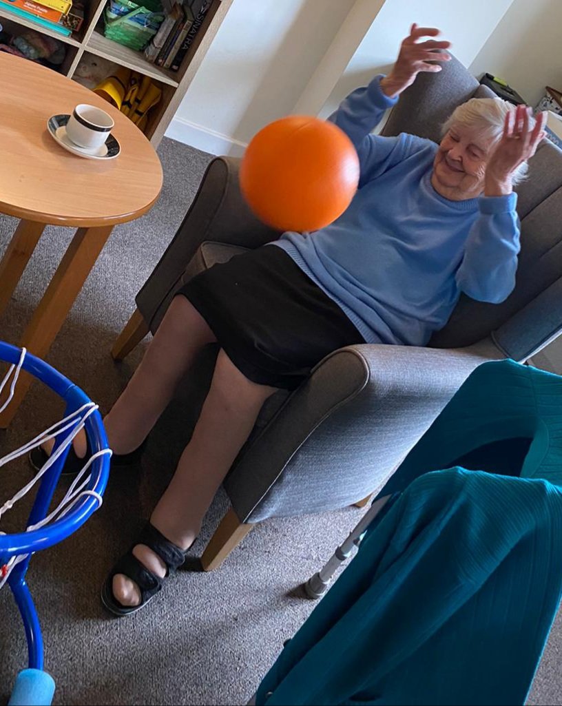 CranleaCareHome's tweet photo. How many balls can you get in the net in 60 seconds? #itscompetitiontime #basketball #Sportsweek https://t.co/Re7xBPgMIa