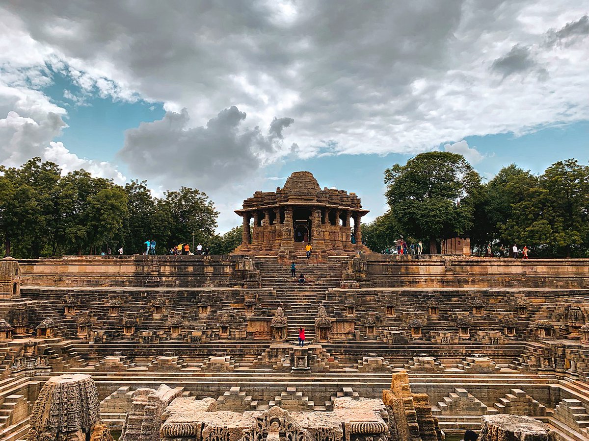 The Famous Sun Temple of Modhera & Dilwara Temples are also built during Bhima-I reign and Rani ki Vav and this temple have the similarity in their architectural design.