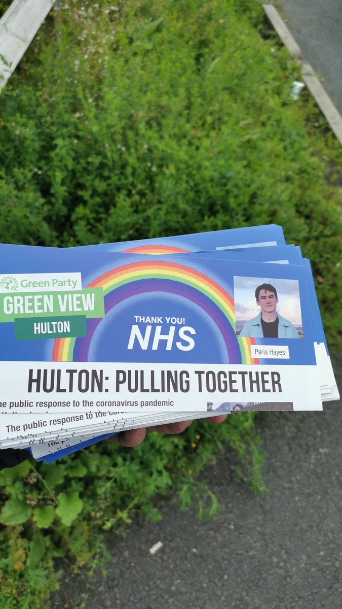 FigginsDR's tweet photo. Nice day for a newsletter delivery for my good friend @ParisHayes_. My guy is doing bits for #Hulton. @TheGreenParty @BoltonGreens https://t.co/Jt3MEE3nws
