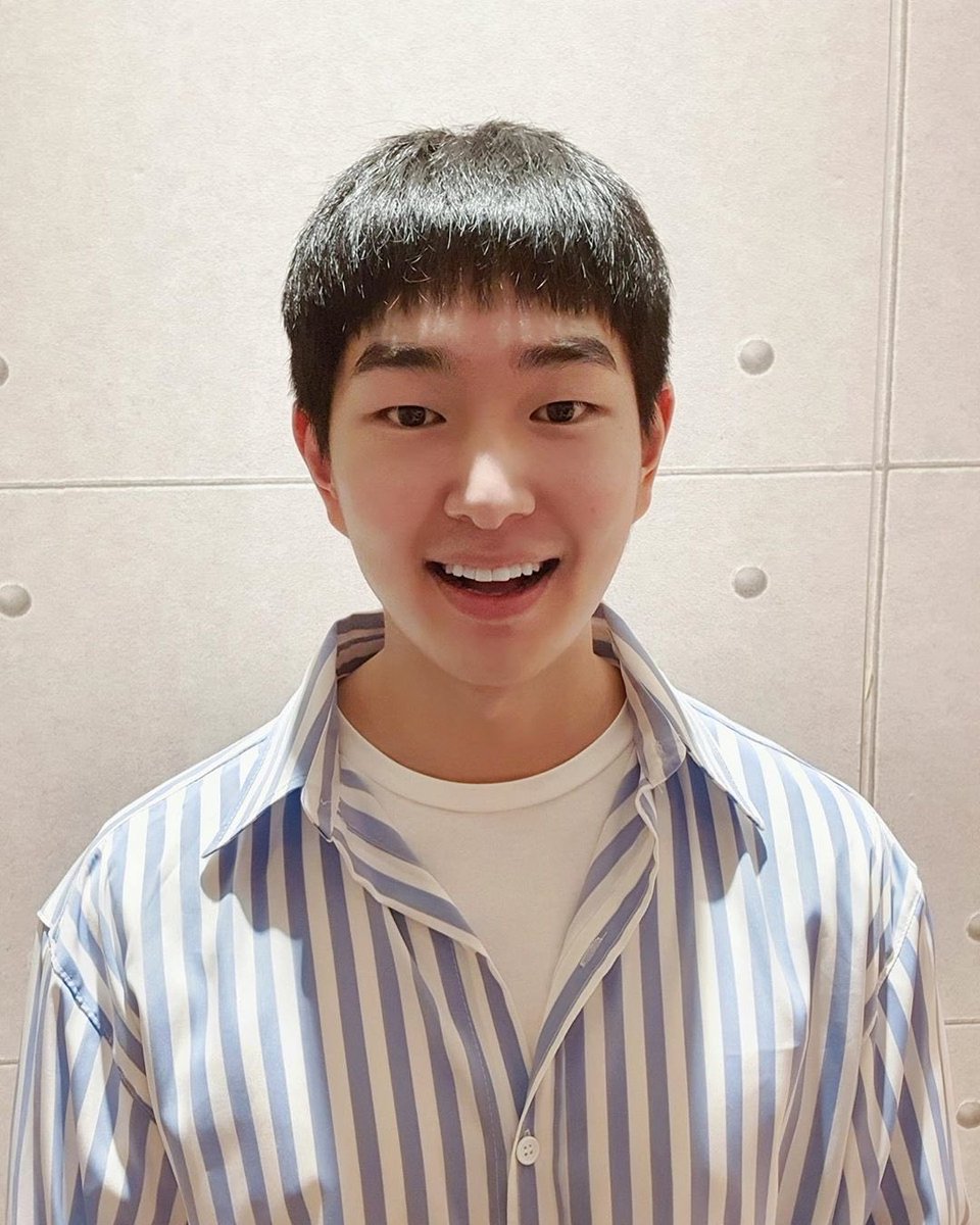  D-DAY ONEW’S BACK dearest jinki,YOU’RE REALLY BACK, JINKI!  i listened to your voice message first thing in the morning, i cant help but to cry. this thread turns a month today we’ve been waiting for you. we’re glad to have you back,  #ONEW see u tomo yours,triz