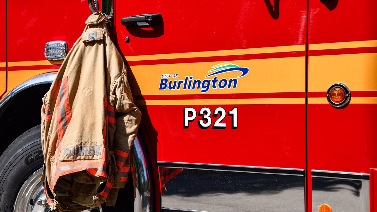 livingbyyyz's tweet photo. Extra Pictures of Burlington Fire
More pictures from @BurlingtonFire from over the weekend. They took delivery of their new @SmealFire ... plus a huge bonus was to get access to the @svitrucks support unit.
Huge thanks to @IAFF1552
#revtruckexpo #revfiregroup https://t.co/CxrRJxTDGx