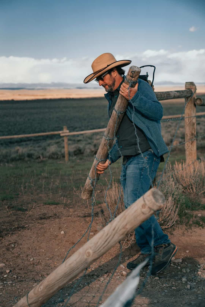 MirrRanchGroup's tweet photo. "I was just going to ask. Are all the fences on the ranch wildlife fencing?
Read more ๐ https://t.co/cMp1ggZKGW
#Wyomingranchesforsale #Ranchesforsaleinwyoming #TheGuidebook https://t.co/PYdHQIpxV7