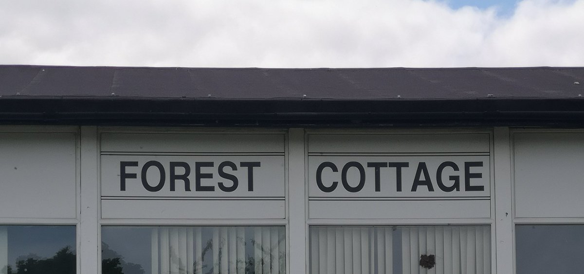 Warden316's tweet photo. Last visit in Illingworth was Whitehall Drive, checking in at #forestcottageovenden and Cousin Lane for my #dontmuckabout patrols due to past complaints, very few dog owners about today but everyone I've spoken to seems very happy to see us about!
#keepcalderdaleclean #pickitup https://t.co/wdxTvXBEwO