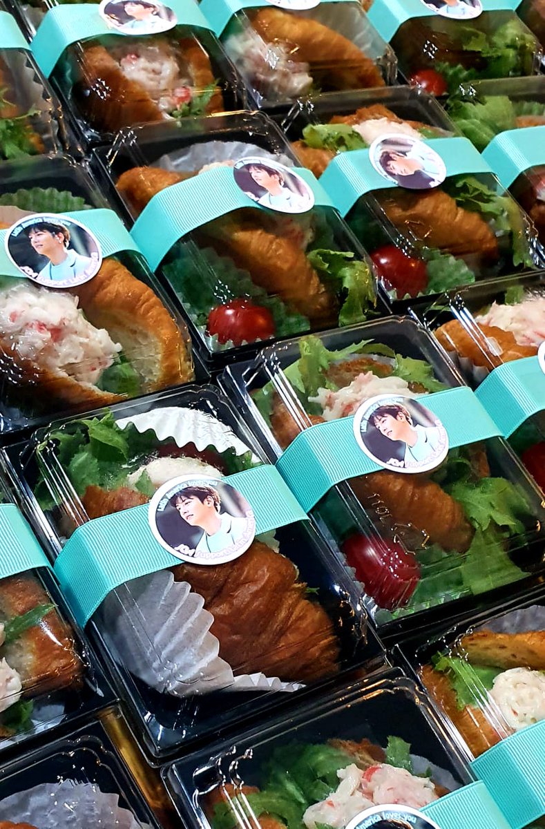 BrasilJCW's tweet photo. 📷 20/7/2020
Ji Chang Wook recebeu o carro de café que enviamos junto com as fãs latinas, publicou em seu Instagram agradecendo 😭😭😭❤👏👏
Junto ao carro foi vídeo com cada país que participou 👏👏😍
Obrigada a todos que ajudaram https://t.co/jVYLlBbhJ8