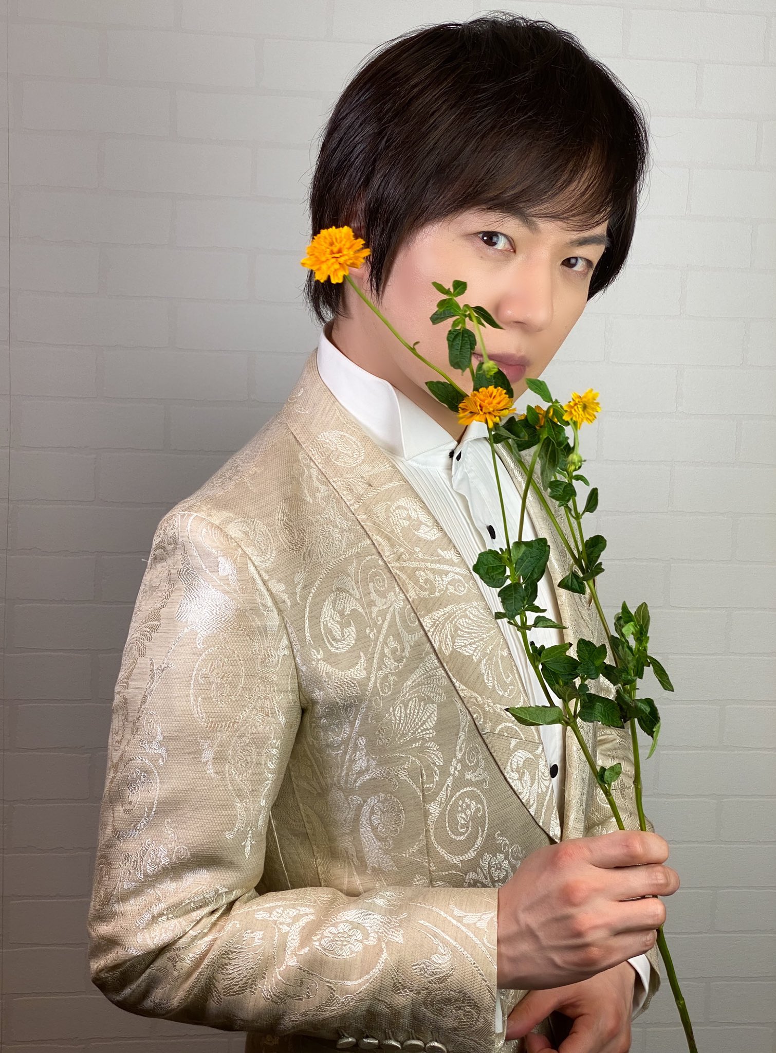 竹島宏スタッフ 公式 ヒメヒマワリ 花言葉は 憧れ 久しぶりの夏日にはビタミン カラーの花がピッタリ 今日も１日お疲れ様でした ひろネット 花 Flower 花言葉 ヒメヒマワリ 花のパワー 花の癒し 花を贈ろう 絆 黄色 T Co