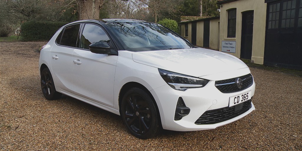 Looking for a good city run-around?

The #Vauxhaull Corsa is known for its excellent value for money, with a huge variety of trim levels to match your budget.  

Read our four minute buying guide here: ow.ly/LukN50Av35X #VauxhaullCorsa #citycar #newcar #carbuyingguide