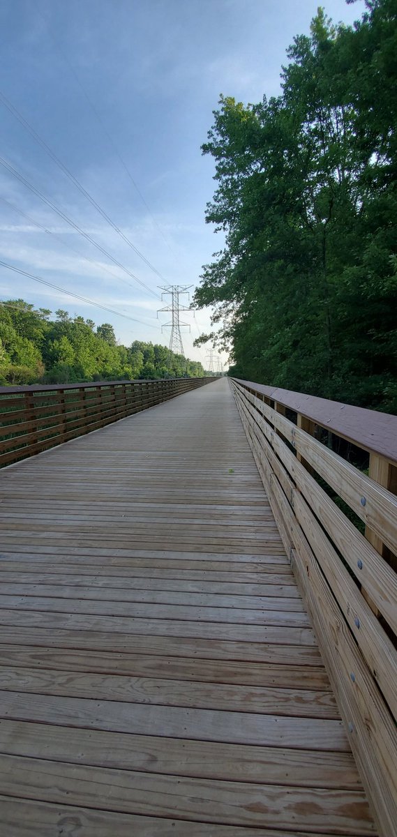 TiaMarie48375's tweet photo. On 7/19 while doing my daily walk on #ITCTRAIL, @AllanHashim was patrolling, saw me & gave me a cold water on very a hot morning. THANK YOU! #novipolice #cityofnovi
#ITCTRAIL #goodlookingout https://t.co/dSxYhkwuaG