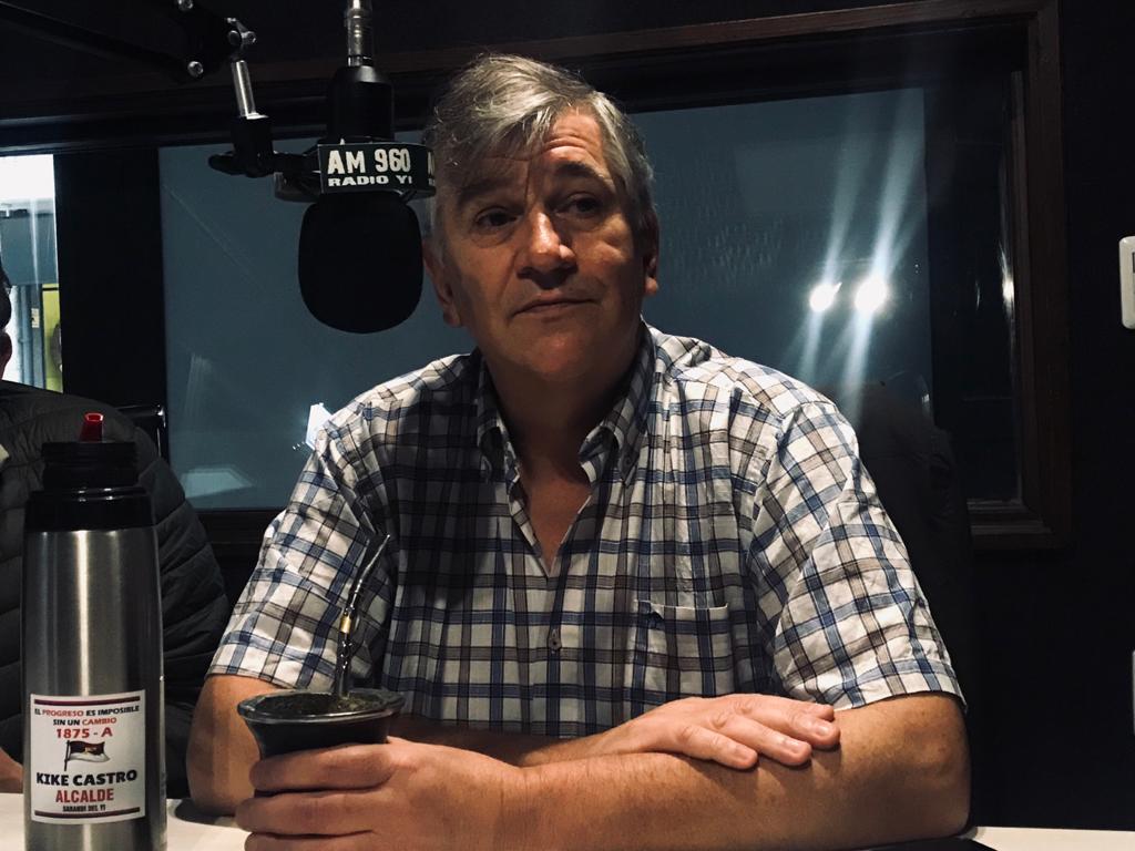 radioyi960's tweet image. #Informados960 Recibimos al candidato a la Intendencia por el sector @Orejanosdurazno del @Frente_Amplio @LicandroRaul. #AM960 #Durazno 🌐am960.com.uy 📞092 960 960