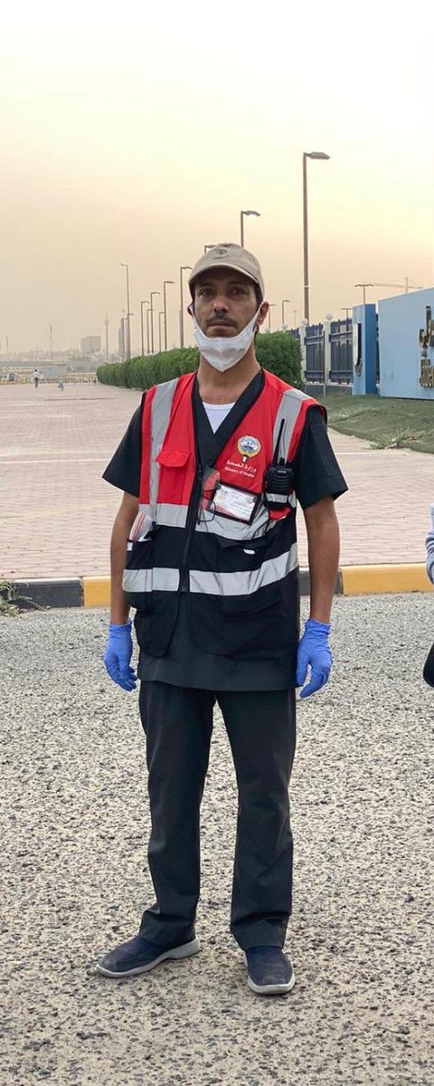 UnrestrictedQ8's tweet photo. الف شكر لجميع ابطال وزراة الصحه والله يعطيهم الصحه والعافيه ويحفظهم بحفظه ويشكروان علي جهودهم المميزه في خدمة الشعب الكويت والمقيمين على أرضها الطيبة أستاذ جابر الدولي 
دكتور نهار المطيري
بدر بوناشي https://t.co/ceC5Oi4C3Q