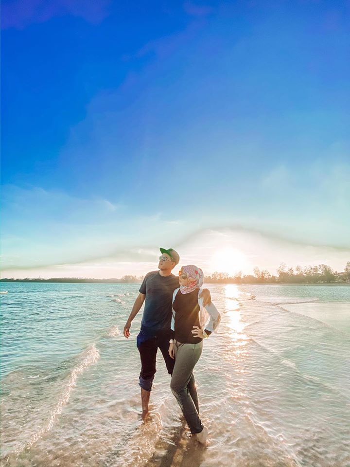 visitmy2020's tweet photo. RT TourismMalaysia: Travelling might give you something you'd never know you need. Jom #CutiCutiMalaysia
📍 Cherating Beach, Pahang
📷 by Aniz Lan
#CutiCutiMalaysia
#MalaysiaTrulyAsia https://t.co/5LCw9Bp9k4 #natgeo #instatravel #igtravel #vacation #onedestination #instatra…