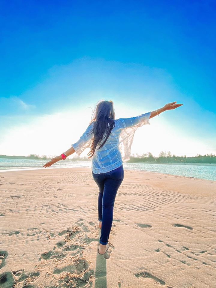 visitmy2020's tweet photo. RT TourismMalaysia: Travelling might give you something you'd never know you need. Jom #CutiCutiMalaysia
📍 Cherating Beach, Pahang
📷 by Aniz Lan
#CutiCutiMalaysia
#MalaysiaTrulyAsia https://t.co/5LCw9Bp9k4 #natgeo #instatravel #igtravel #vacation #onedestination #instatra…