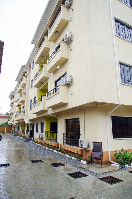 RhedsoulEstates's tweet photo. Looking for: *land*
*House*
*1/ 2/ 3 Bedroom Flat/ Duplex*
*Commercial/ Residential Property*
To buy/ sell/ lease in Lagos/ Abuja?

Call/ SMS: 090 788 95029 https://t.co/0XljdTD8yW