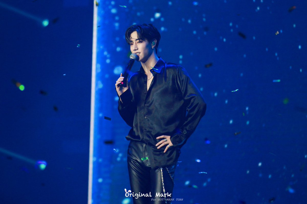 OriginalMark93's tweet photo. Nanjing 
Chengdu 
Shanghai 

It’s been a long journey 
Always by your side 

#MARKTUAN #마크
#段宜恩
#GOT7 #갓세븐

HD https://t.co/qdpYvpIlTq
