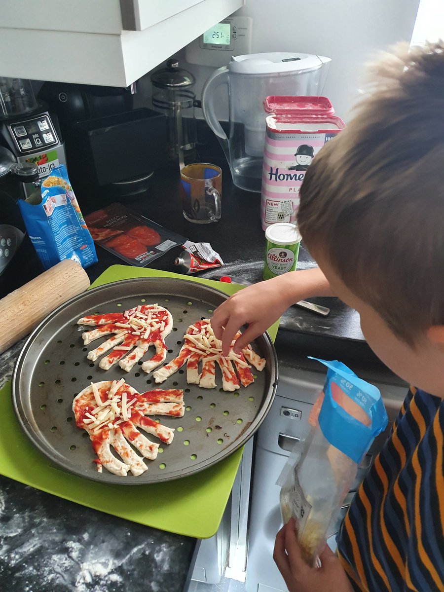 ClassroomK's tweet photo. Our CK Cook Off Grand Final Winner is Alan!!
It has been such a hard decision but based on the task, we feel Alan has ticked every box! He's take his favourite dish and done something original!
Pizza Octopuses, Breaded Chicken Ship and a Calzone Island! Well done!
#CKCookOff https://t.co/xqBFZQEmNC