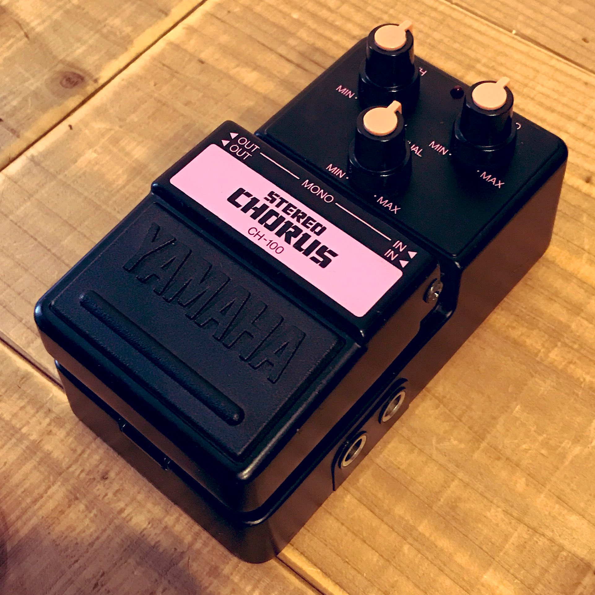 Yamaha CH-100 stereo chorus 修理 - TOKYO EFFECTOR Yamaha CH-100 stereo chorus 修理 - TOKYO EFFECTOR