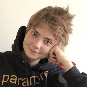 UoLEnglish's tweet photo. 🎉Congratulations to @emmywarr of Camden School for Girls, winner of the @UoLEnglish Joe Orton Creative Writing Competition 2020! 👏

You can read Emmy's winning Edna Welthorpe letter here: 
https://t.co/7mn6RNkAwD

#TogetherInHope #WeAreLeicester https://t.co/XsG3aJ4Djn