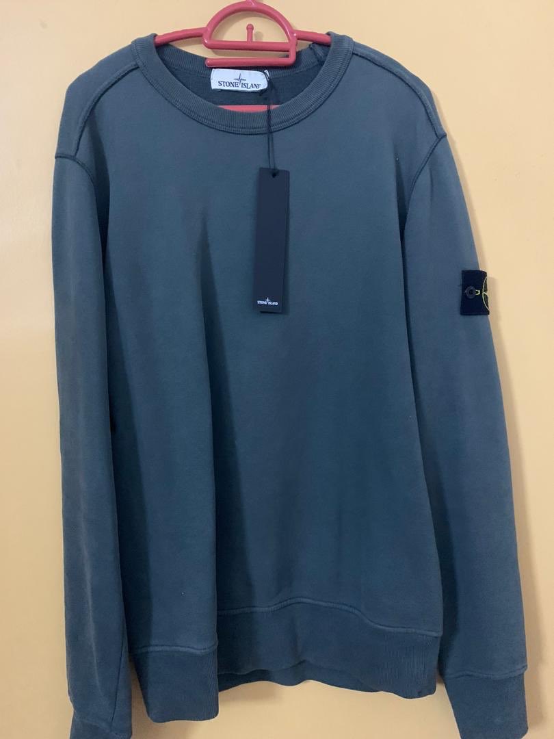 shrlff's tweet photo. STONE ISLAND FOR SALE

1. Crewneck Sweater
Size S
RM550

2. Membrana TC
Size S
RM 1,100

Both are used. Condition 8/10.

Slight nego. Take both RM1,500.

For more details pls DM me.

RT daripada rakan-rakan internet amatlah dihargai.

Terima kasih. https://t.co/FTVB5JEvDD
