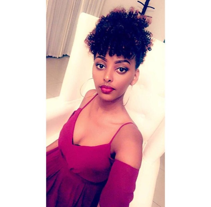 arcs_kim's tweet image. Let's have the highest retweets🔁 and likes💝 of the day 
Move me around the streets 
@arcs_kim