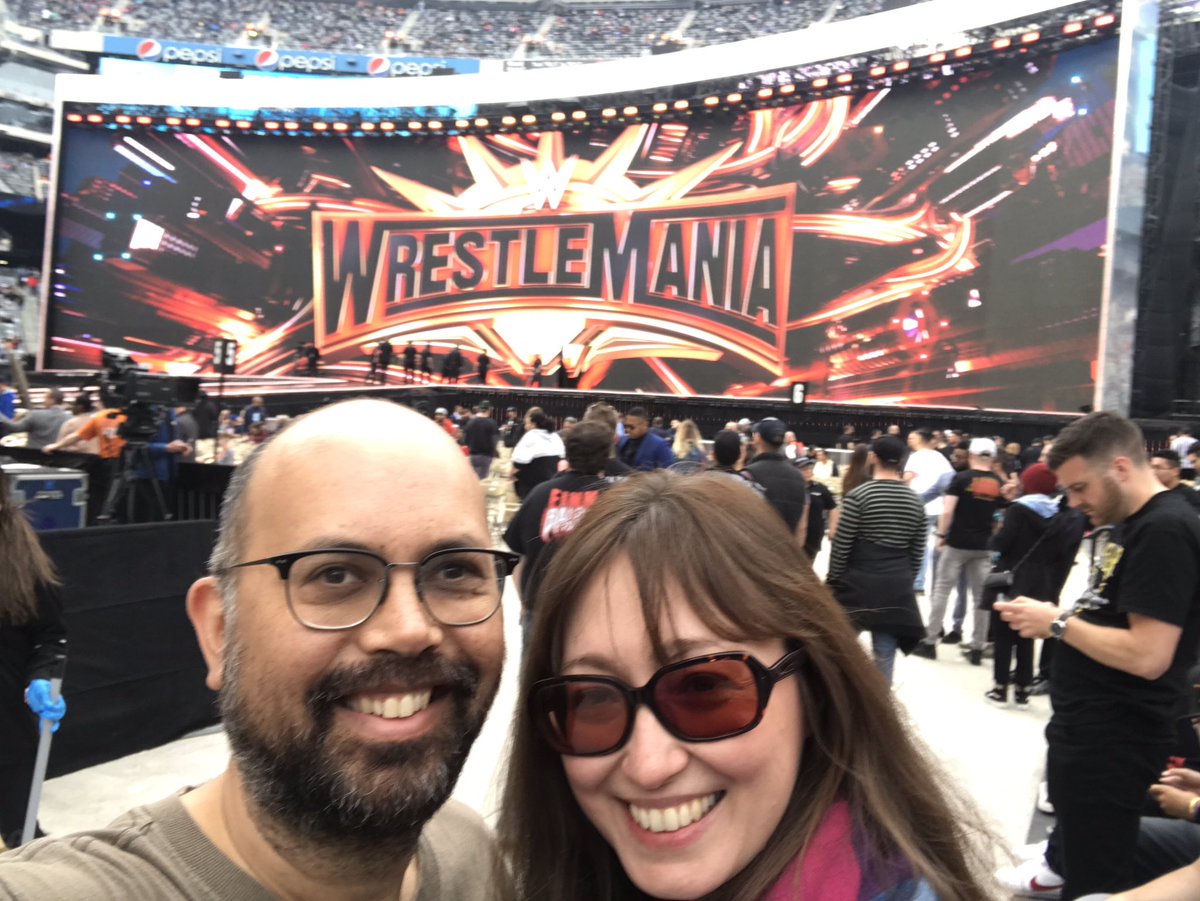 This is Elisar’s wife <a href="/lisagifford/">Lisa Gifford</a>. Lovely Elisar died this morning after a 4 year illness with cancer. I was fortunate and honoured to be able to hold his hand from beginning to end. He is finally out of pain. I’ve never met a braver man than my husband.