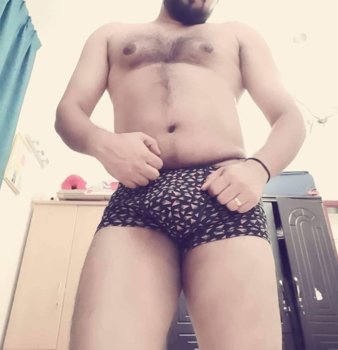 malluhunk35's tweet photo. Me mallu https://t.co/8IVhr6lYhh