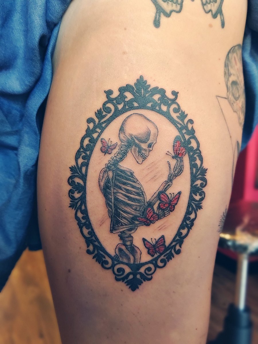 tattoo #tattooartist #art #artist #death #butterfly #frame #skull #skeleton  #red #black #girl #bigtattoo #tattooist #tattoostyle #goth #gothic #dark  #macabre #bones #tattooart #ink #beauty #mirror #like #follow #instatattoo  #instalike, image size:900x1200
