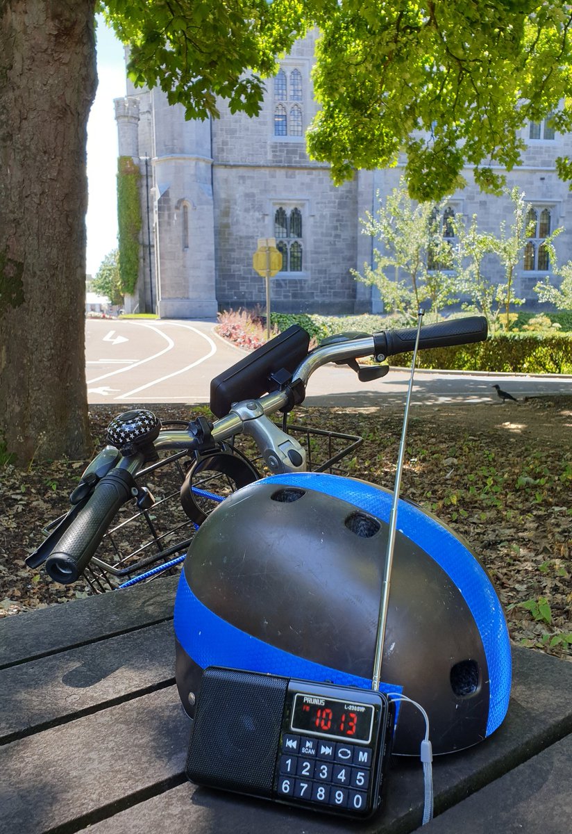 FlirtFM's tweet photo. First 101.3-Wheeler @activetravelie #cyclelocal trip in progress π₯°π² Great excuse to work outdoors today. https://t.co/NyBNyw6K3S