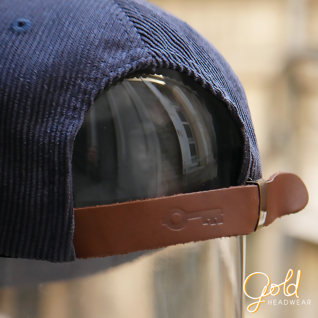 Gold_Hats's tweet photo. Leather closure https://t.co/TPeGPUx1GM