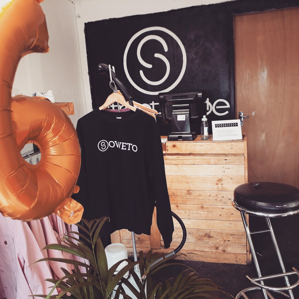 streetcodesa's tweet photo. We celebrating 6 years of business #since14 🎂🇿🇦 https://t.co/X4U2R94QqX