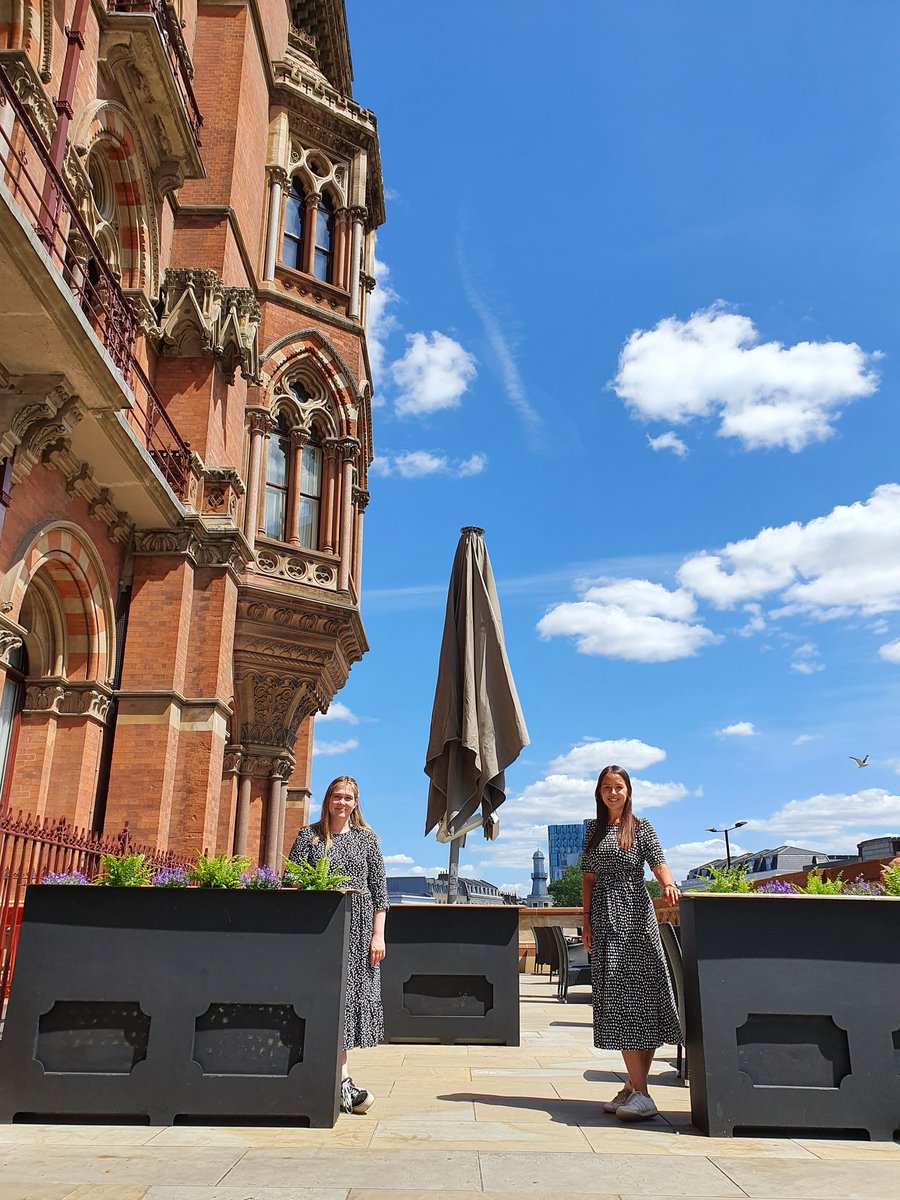 TheBetjemanArms's tweet photo. WE ARE BACK! And boy are we happy about it!๐ฅณ
We even co-ordinated especially for the occasion ๐
Who's joining us for lunch in the sunshine?
.
.
.
#BetjemanIsBack #CoordinationIsKey #Terrace #SunTrap #CommunityOnTap @YoungsPubs
@StPancrasInt https://t.co/nZUm89GbMZ