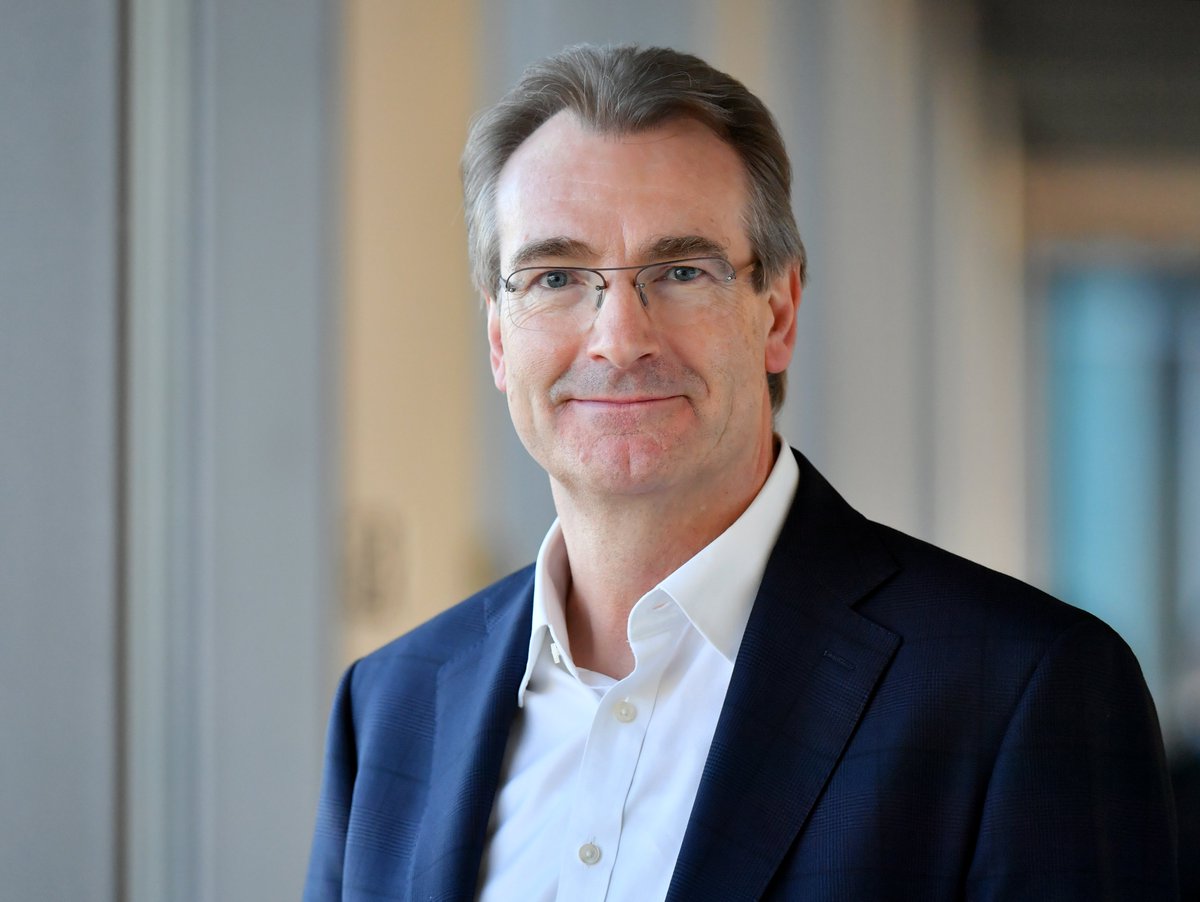 EW_Redaktion's tweet photo. "Jede Kilowattstunde, die nicht verbraucht wird, tut der Umwelt gut“. Im Interview mit der ElektroWirtschaft sprechen @Viessmann, #Etherma, @wibutler über die Auswirkungen der Corona-Krise, ihre Produktneuheiten 2020 und das zukunftsfähige Haus.
https://t.co/bIyRerwdcW https://t.co/LJwstipeAQ