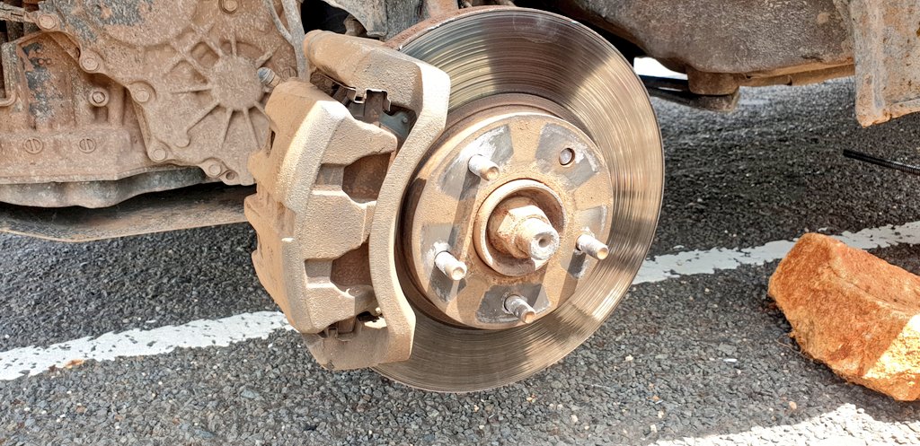 I tweeted this earlier, we did breakdown on the way back from L.Turkana in the middle of this stretch. A few calls and the Chief Inspector at Lokichar sent an AP car with a mechanic from Lokichar. Luckily, we broke down a few kms from the Turkana South  @kwskenya gate.