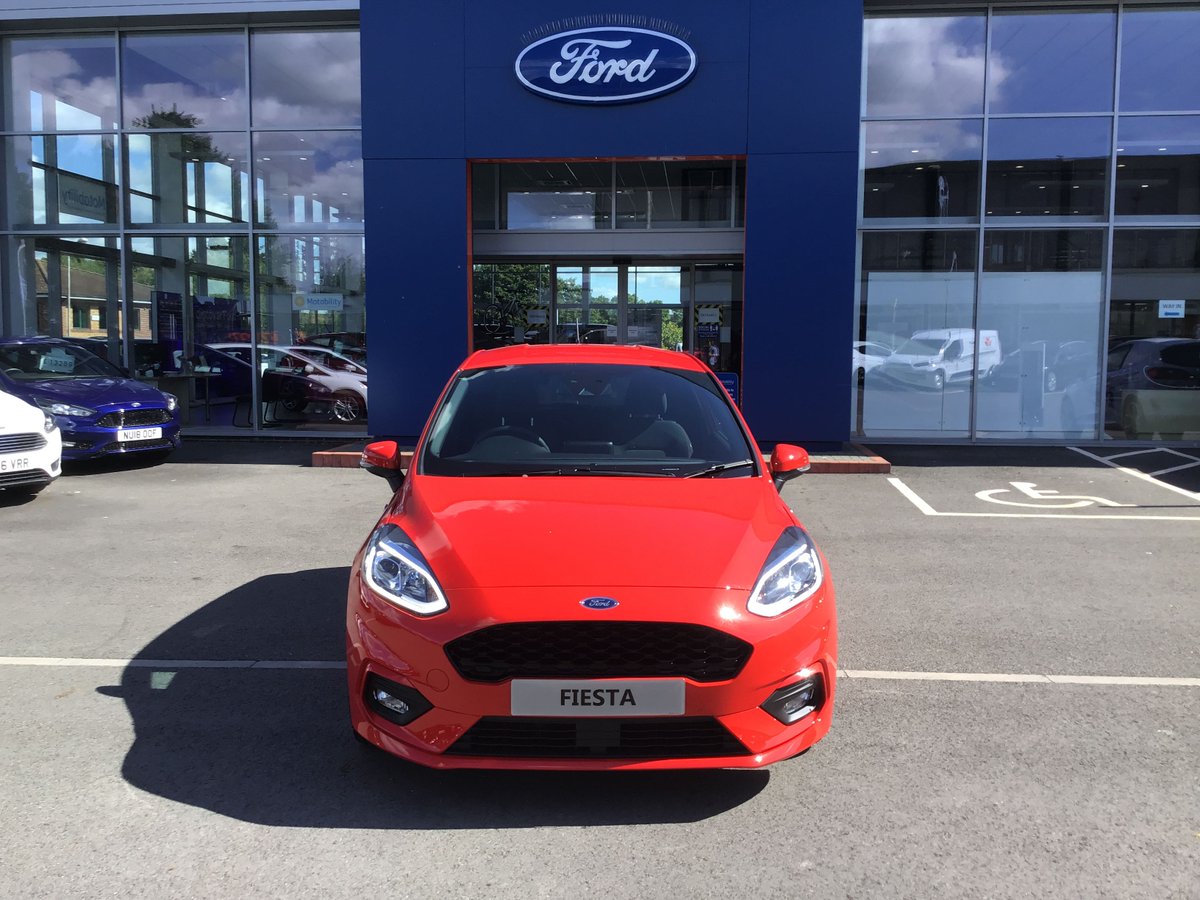 Trowbridge_Ford's tweet photo. 📣 NO DEPOSIT/£249 A MONTH/0% APR 📣
Fiesta ST-Line Edition 1.0L 95PS 3 door in Race Red
Quote includes £1,000 'Upgrade and Save' (please see our website for T&amp;C's) and Dealer Discount of £562
39 month term with 6,000 miles per annum

 Call us today 01225 752525 https://t.co/B3LsIOr8Ab