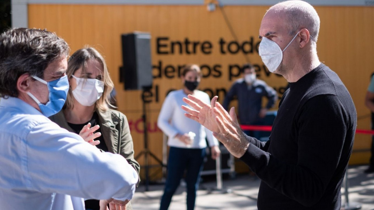 Cronianunciada's tweet photo. 📻 @soyjuanjomendez, Secretario de Transporte, en #CronicaAnunciada: "Hoy vamos a hacer controles de circulación interna para evitar reuniones por el día del amigo"
🔗https://t.co/TOjOQXIuIH https://t.co/fezv2ckYte