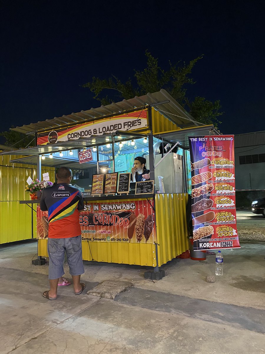 ohtweet's tweet photo. Port baru untuk orang Seremban. Ada sesiapa dah pergi? Mimin ingatkan pergi hari biasa tak full, eh penuh juga 😅 https://t.co/V415MWCeqt