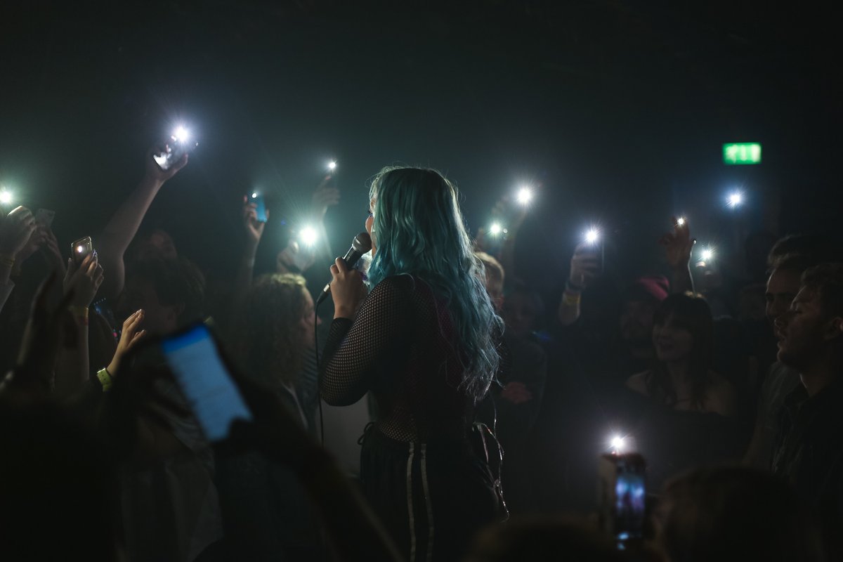 Who should we book for Pwer Festival 2021!
Tag your favourites or if you want to play fill in this form!
fanlink.to/playpwer

📸 <a href="/Vukoviband/">VUKOVI</a> at Pwer 2019 | @charysgb