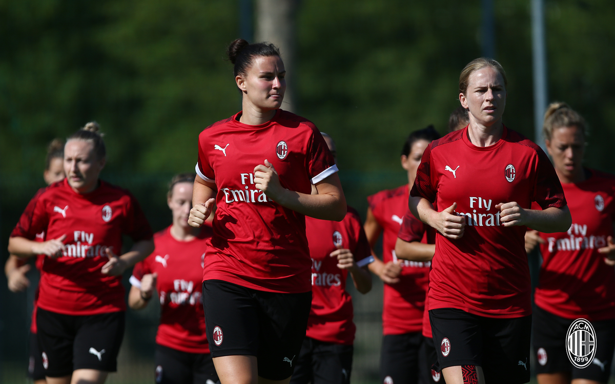 Making the most out of a Monday 💪🏻 
#SempreMilan ❤️🖤