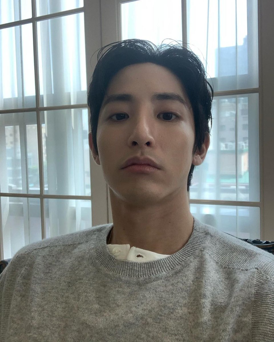 LSH88_XXX's tweet photo. 200720 LeeSooHyuk IG Update 

🚀 

#LeeSooHyuk #이수혁 https://t.co/gLqcH1XuUE