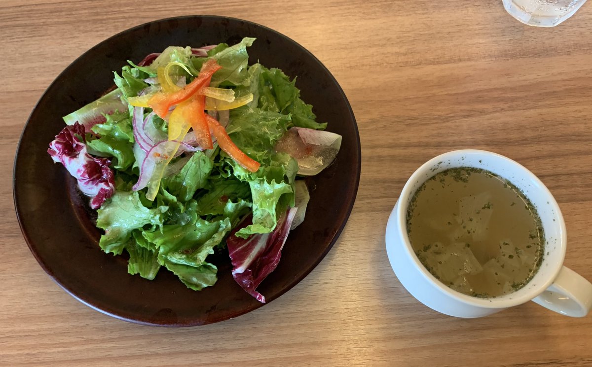8meg031's tweet photo. 青森市長島
「カフェバー ブルーチェ
(cafe bar BLUCE)」さんに行ってきました。

☆パスタ、ピザ、青森カシスのベリーパフェが味わえます。

雲丹のクリームスパゲティを食べました。
ウニと磯の風味が香る濃厚ソースパスタになっていますが、クリーミーで美味しかったです！
#青森カフェ
#青森市 https://t.co/hXKnZpROZW