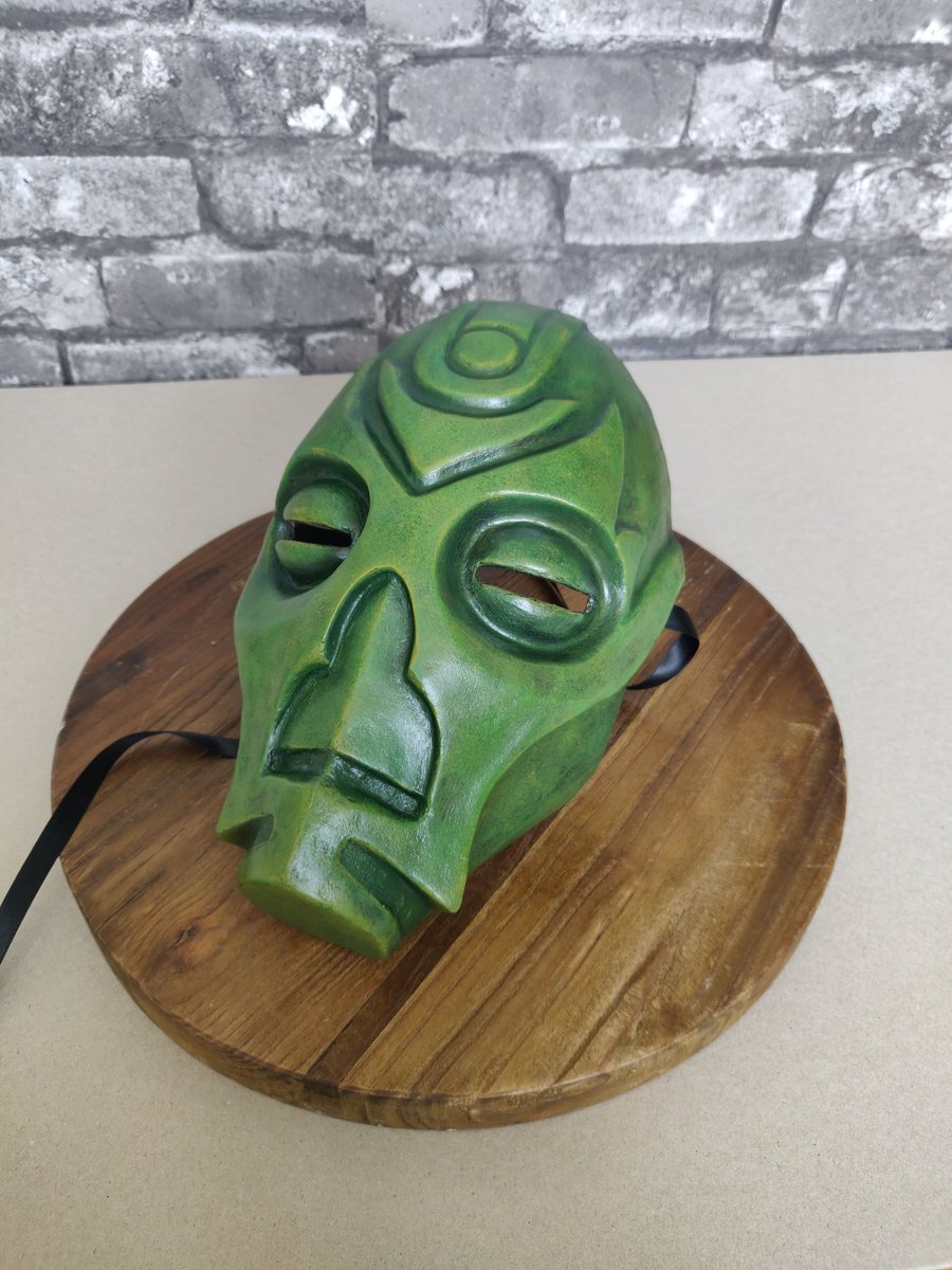 PaperRelics's tweet photo. Here are some of my finished Dragon priest masks from #Skyrim. When I wanted to start making handmade paper masks I knew it had to be these. https://t.co/E0toqfilst