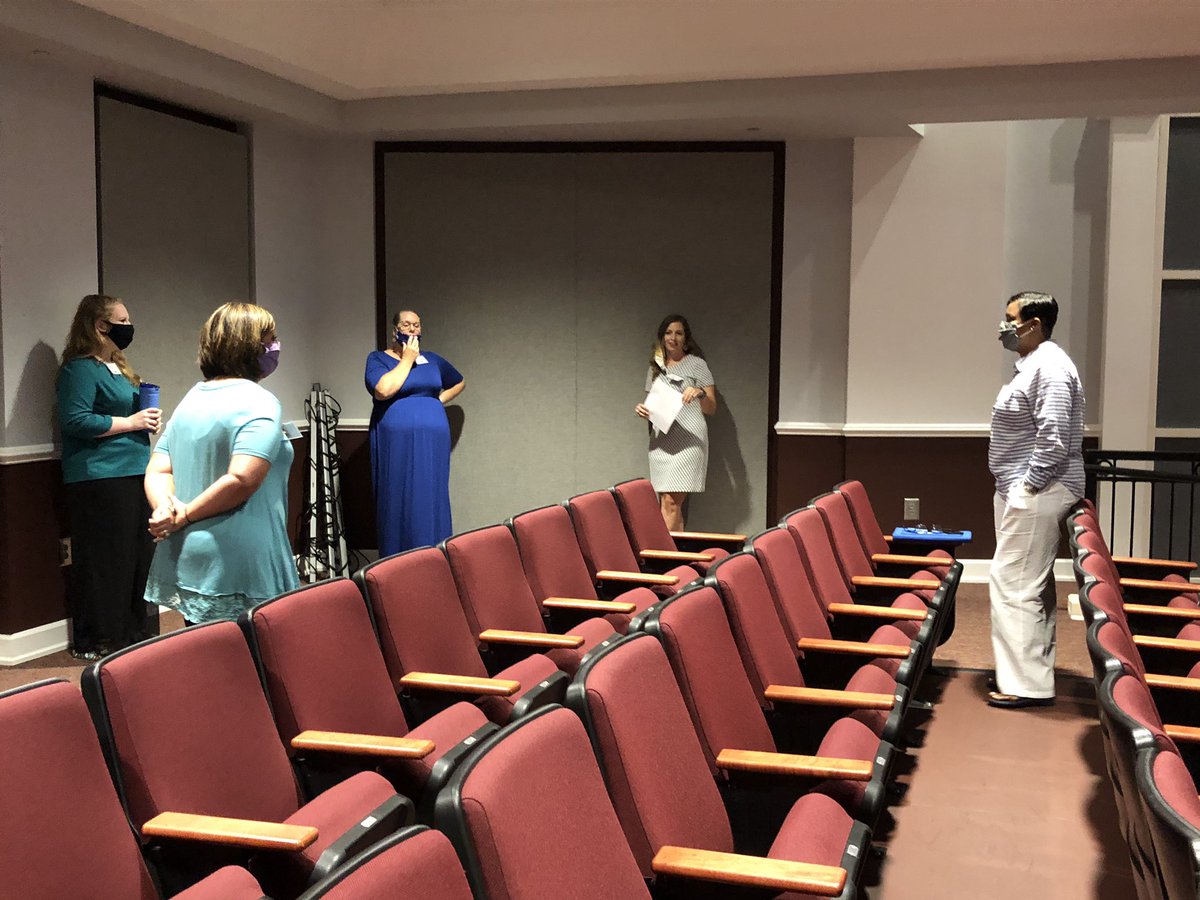 monroe_schools's tweet photo. Welcome to @monroe_schools! Monroe County Schools Team welcomes new staff this morning! #committedtoexcellence #learngrowsucceed #resetrefocusrestart #sociallydistanced #withmasks https://t.co/bPqQNxFiRd