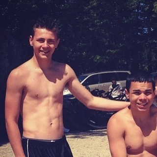 nickysilvaa's tweet photo. 4 years without my right hand man and not a day goes by you're not on my mind. The most charismatic person I have ever known. My brother for life 🤞 Coles World ❤️ https://t.co/6JyQ7hgwIF