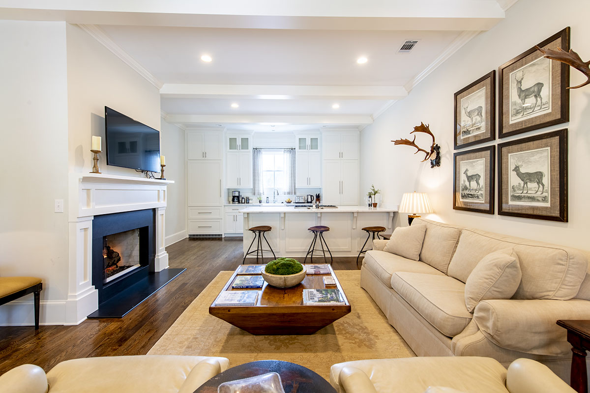 thewillcox's tweet photo. Our Chef’s Cottage has all of the conveniences of staying at The Willcox alongside the privacy of being in your own home. #thewillcox #homeawayfromhome https://t.co/SugA2LqOp8
